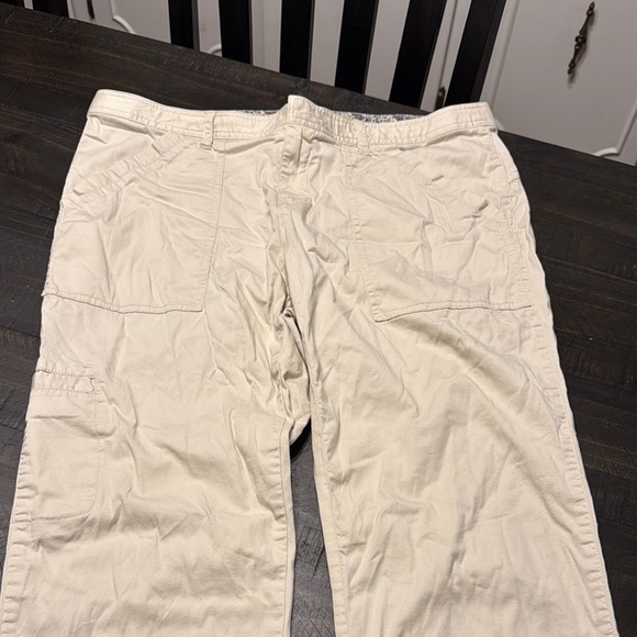 MOTTO Light Khaki Women’s Pants Bottoms Size 12 - Picture 2 of 16